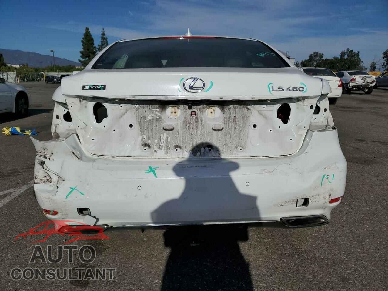 LEXUS LS460 2017 - JTHBL5EF9H5144136