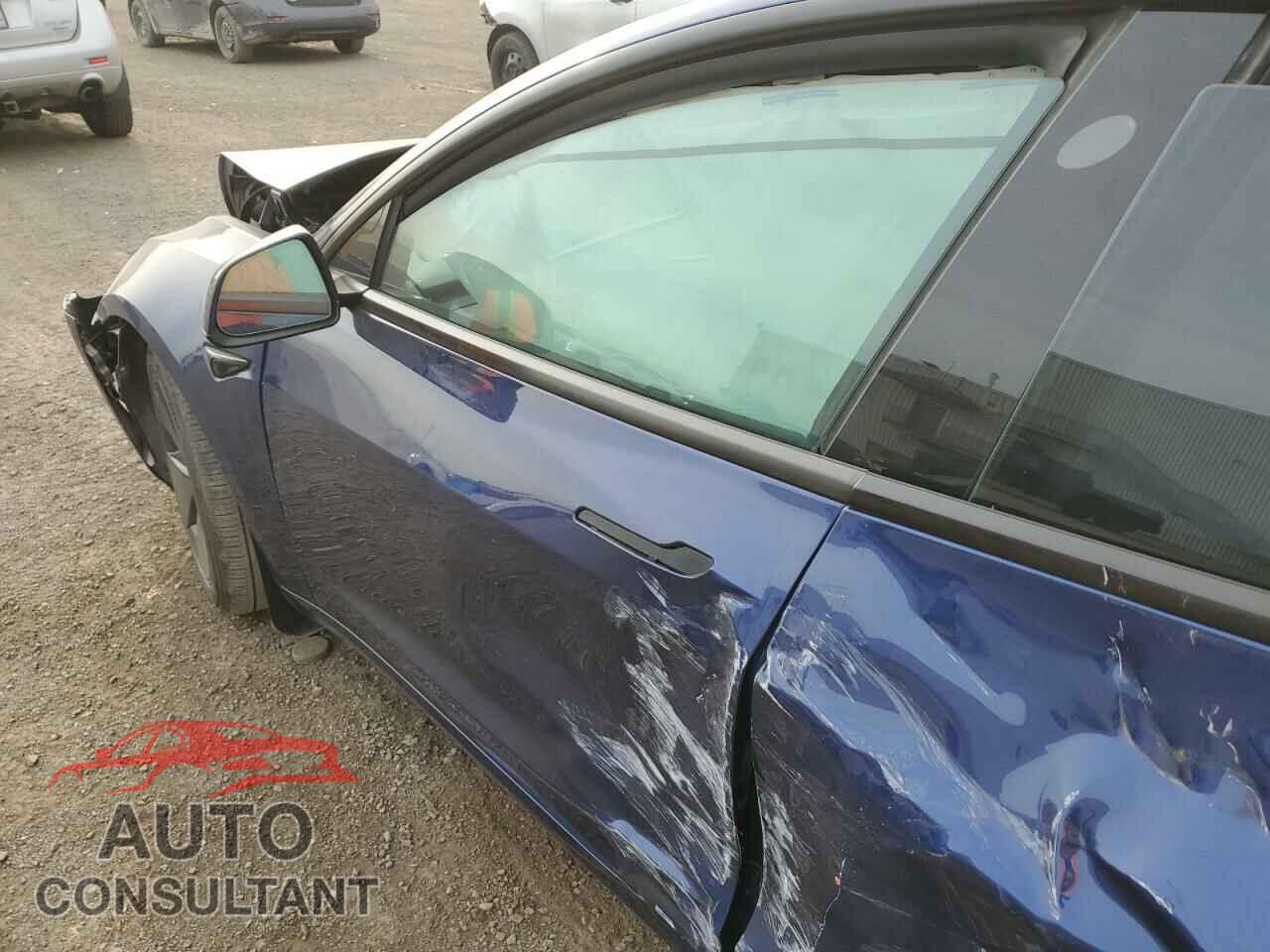 TESLA MODEL 3 2023 - LRW3E1FAXPC843925