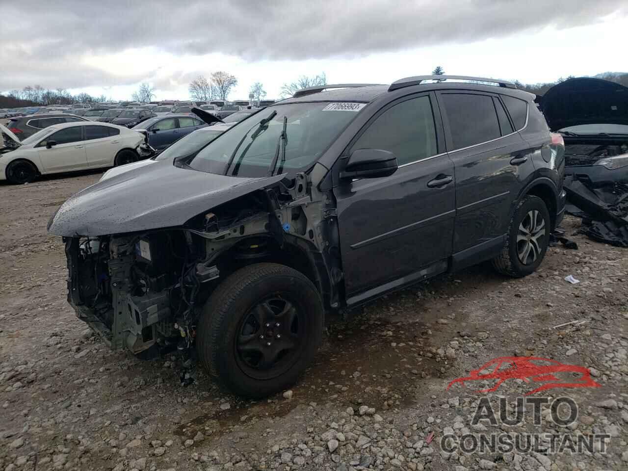 TOYOTA RAV4 2017 - JTMBFREV1HJ702981