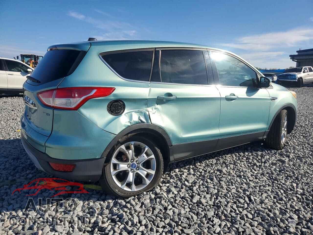 FORD ESCAPE 2013 - 1FMCU9HX5DUB59520