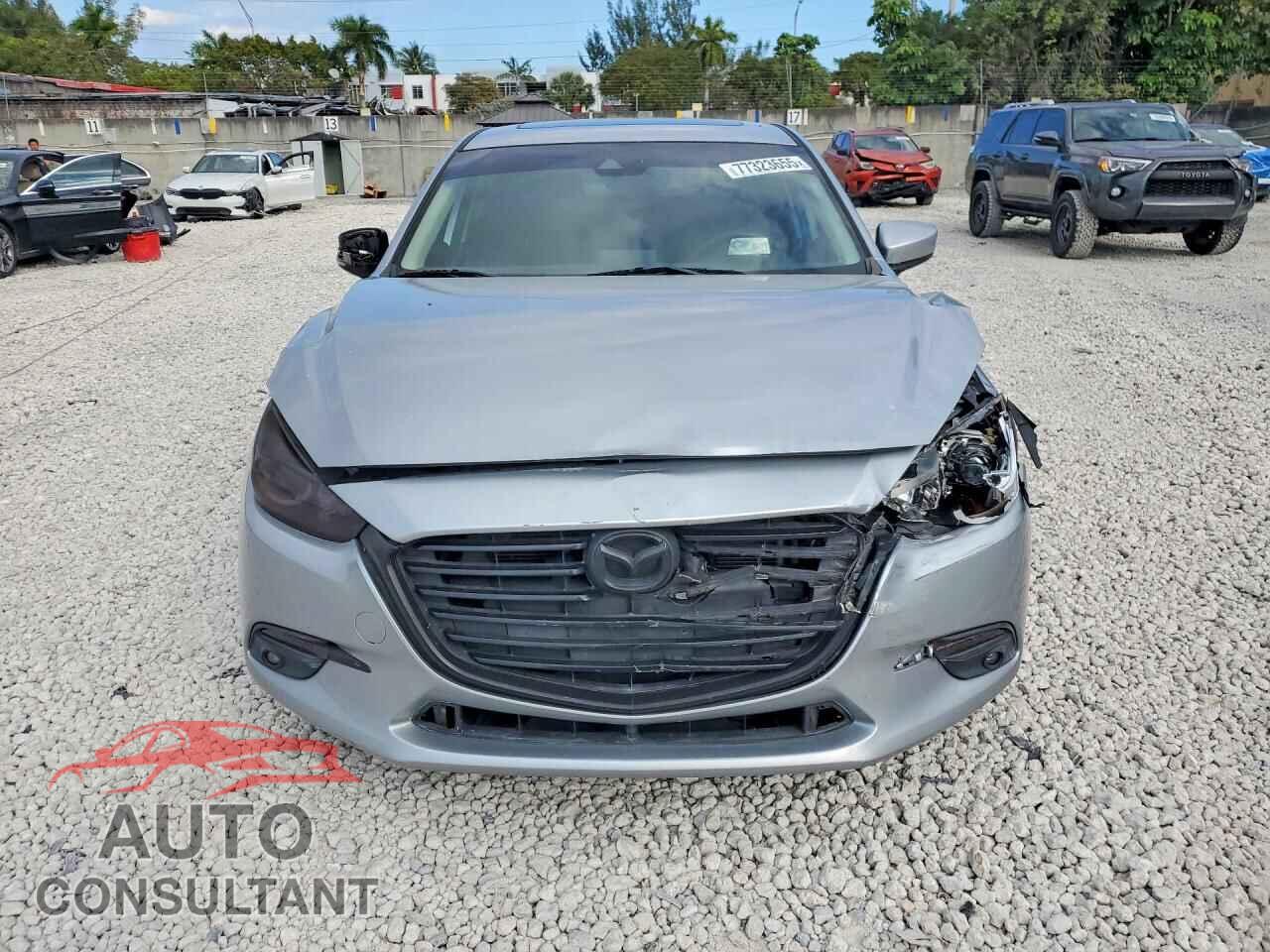 MAZDA 3 2017 - 3MZBN1M37HM132344
