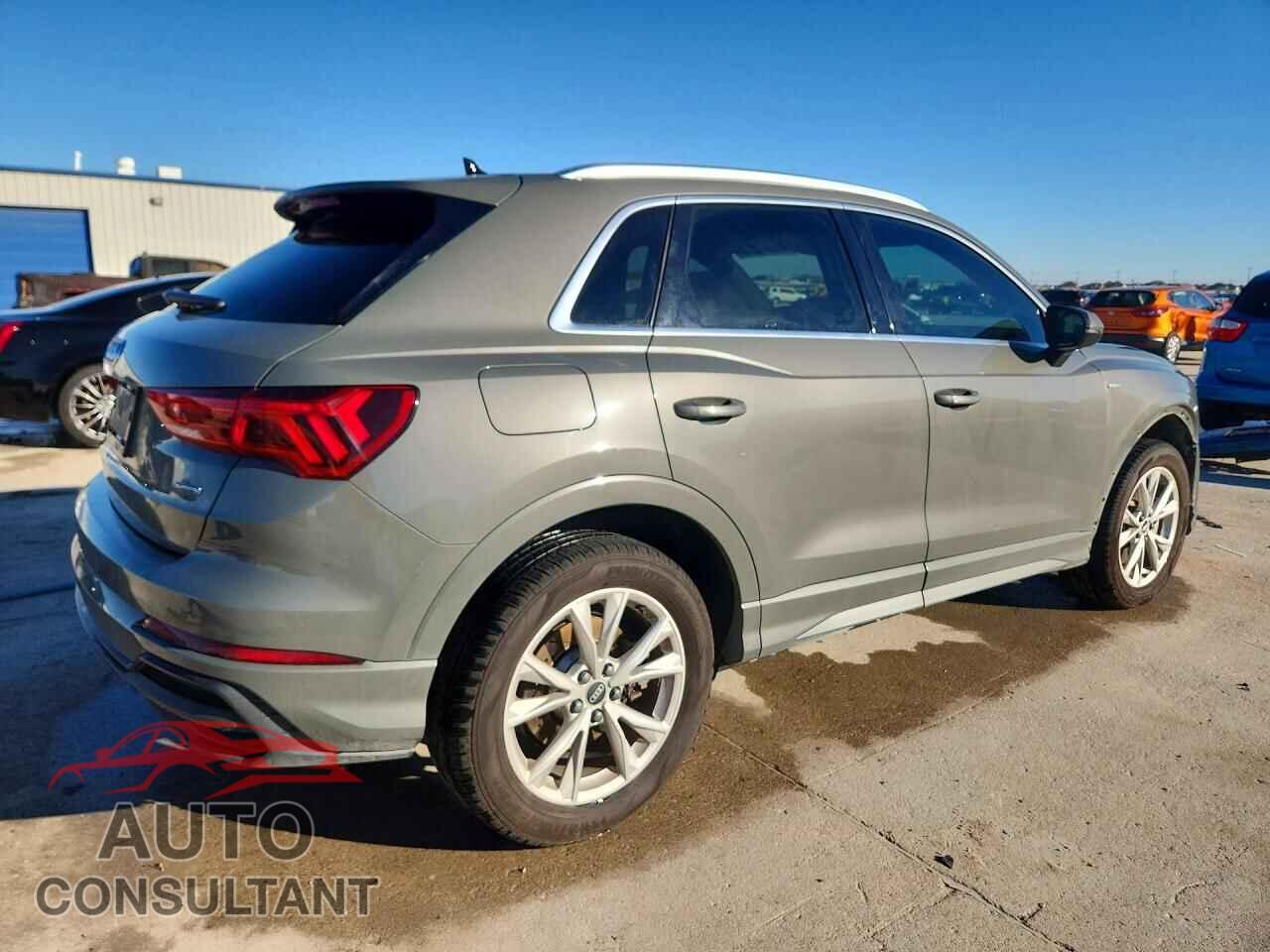 AUDI Q3 2021 - WA1DECF33M1069135