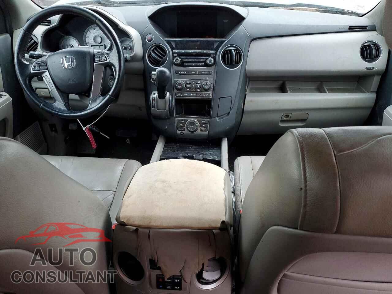 HONDA PILOT 2013 - 5FNYF4H77DB013913