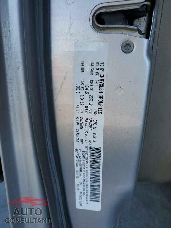 DODGE CARAVAN 2011 - 2D4RN3DG9BR729059