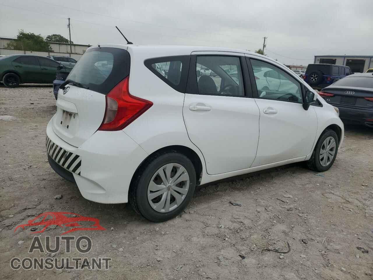 NISSAN VERSA 2017 - 3N1CE2CP3HL360948