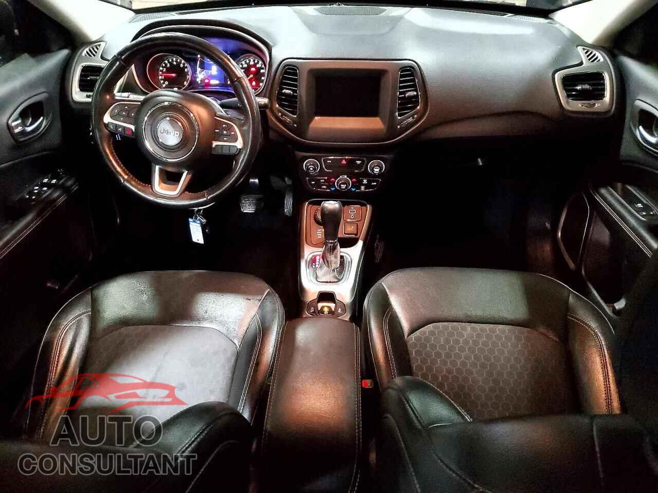 JEEP COMPASS 2020 - 3C4NJDBB5LT139475