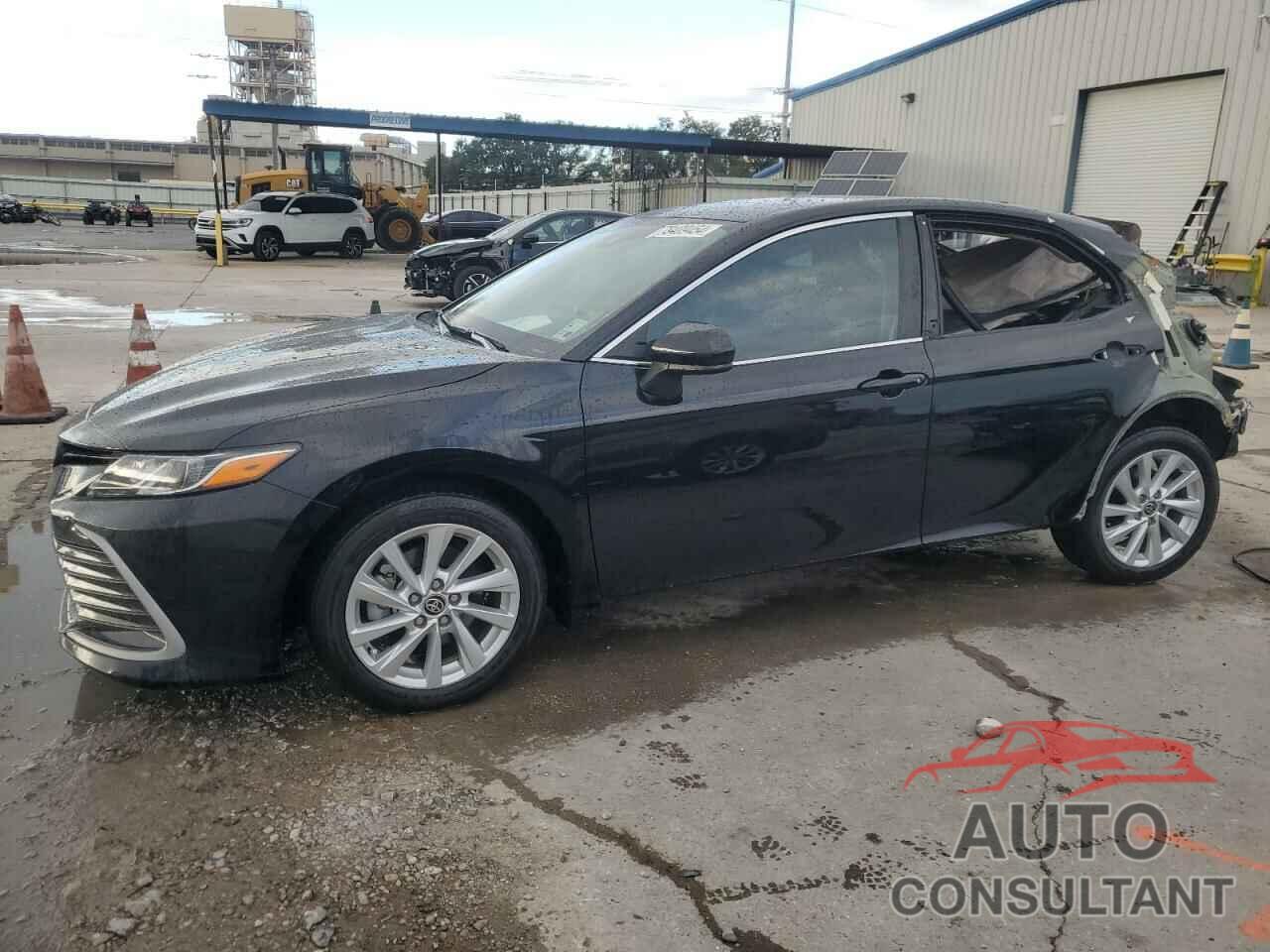 TOYOTA CAMRY 2023 - 4T1C11AKXPU775694