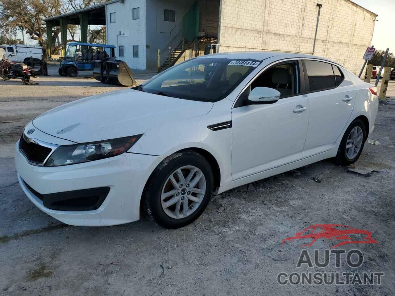 KIA OPTIMA 2011 - KNAGM4A72B5081317