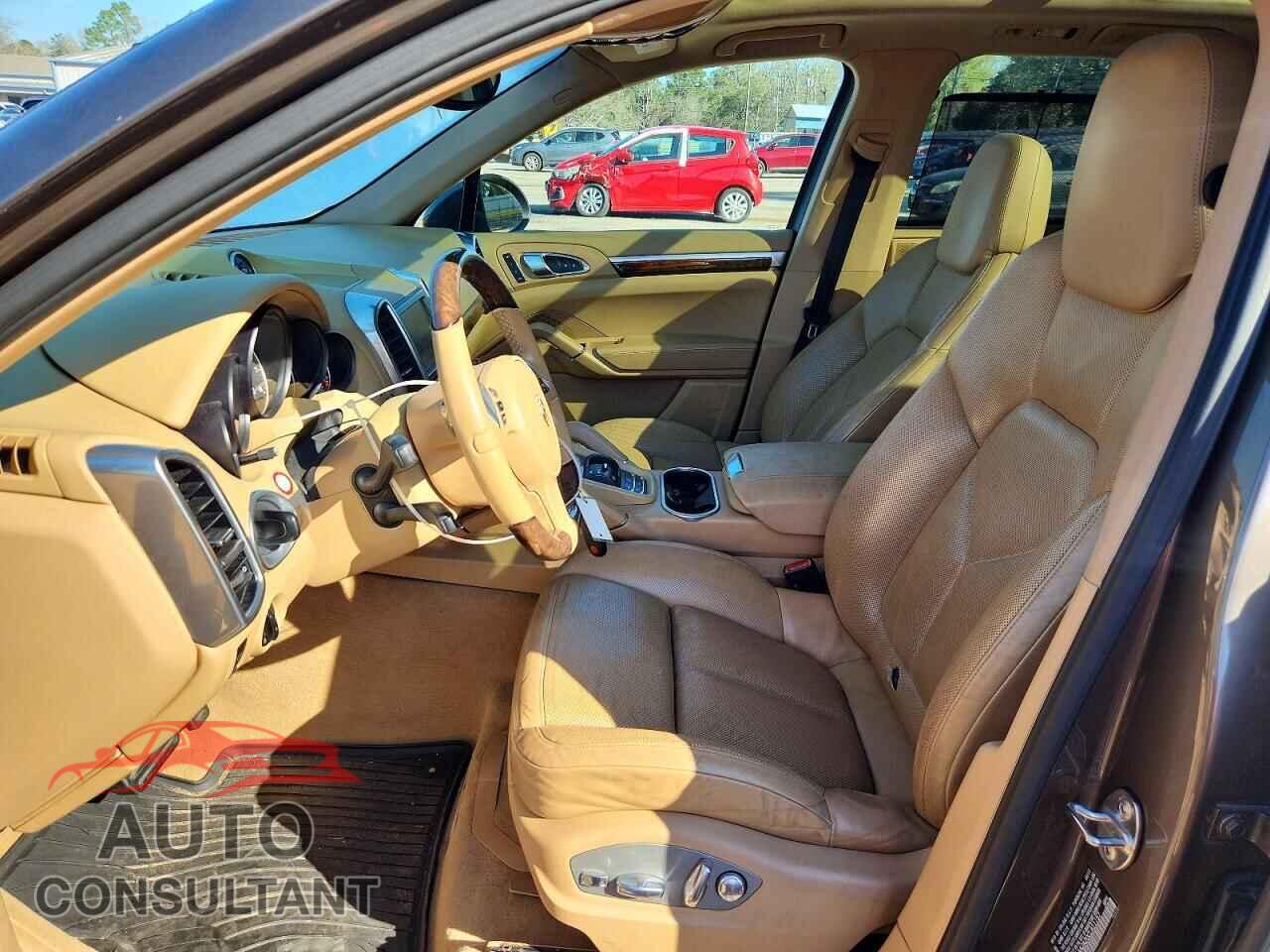 PORSCHE CAYENNE 2012 - WP1AA2A20CLA11157