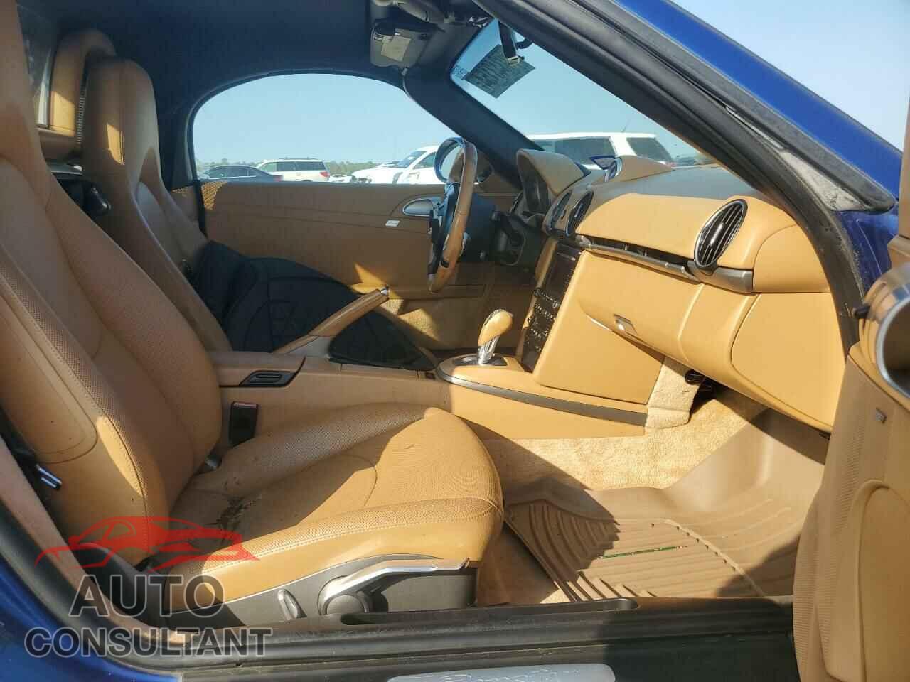 PORSCHE BOXSTER 2011 - WP0CA2A80BU710179