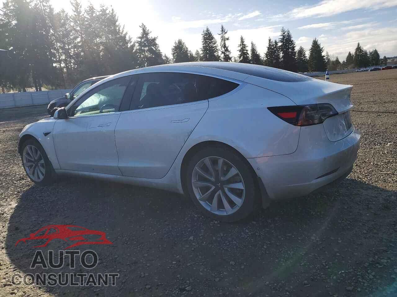 TESLA MODEL 3 2018 - 5YJ3E1EA4JF164991