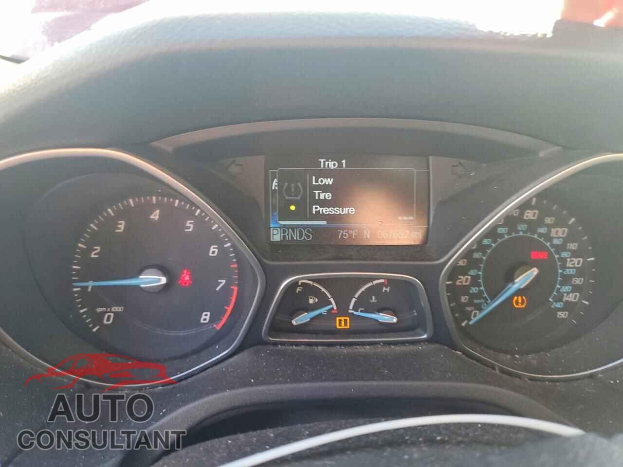 FORD FOCUS 2012 - 1FAHP3J29CL305067