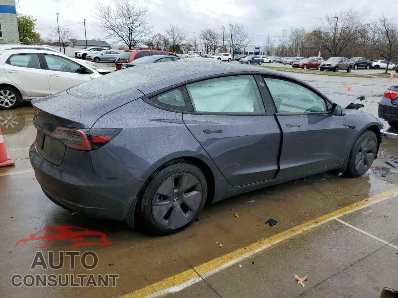 TESLA MODEL 3 2023 - 5YJ3E1EA9PF676772