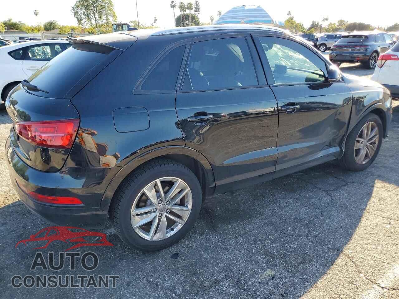 AUDI Q3 2017 - WA1BCCFS2HR009858