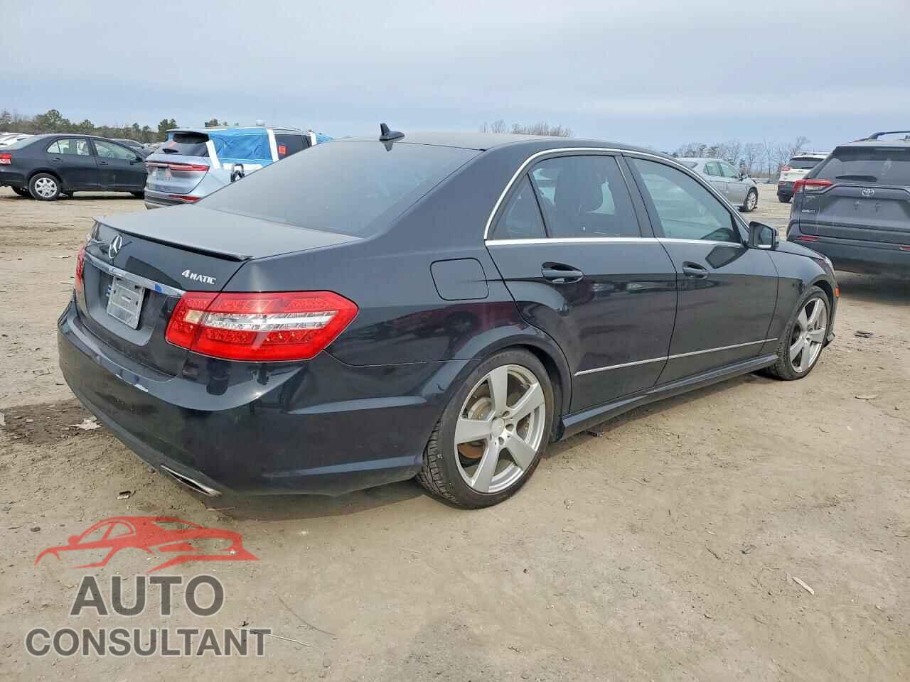 MERCEDES-BENZ E 2011 - WDDHF8HB8BA500531
