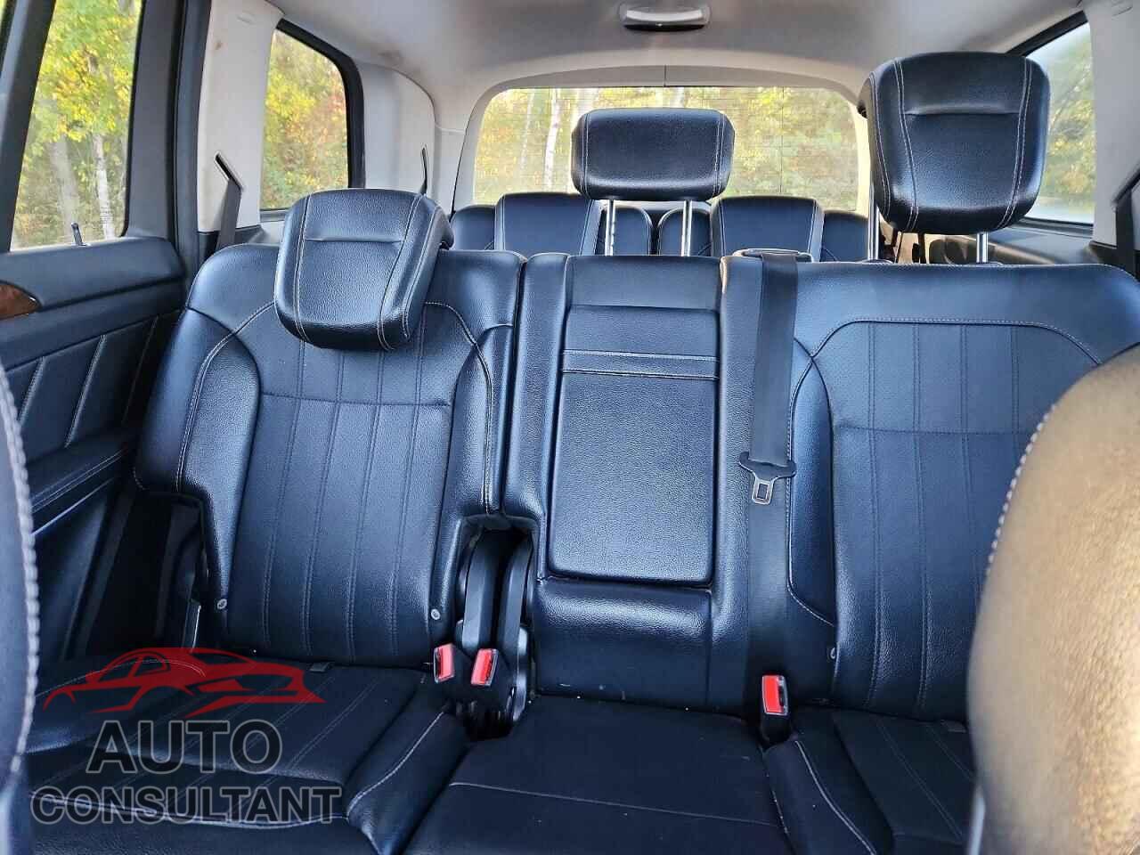 MERCEDES-BENZ GL-CLASS 2014 - 4JGDF2EE7EA275555