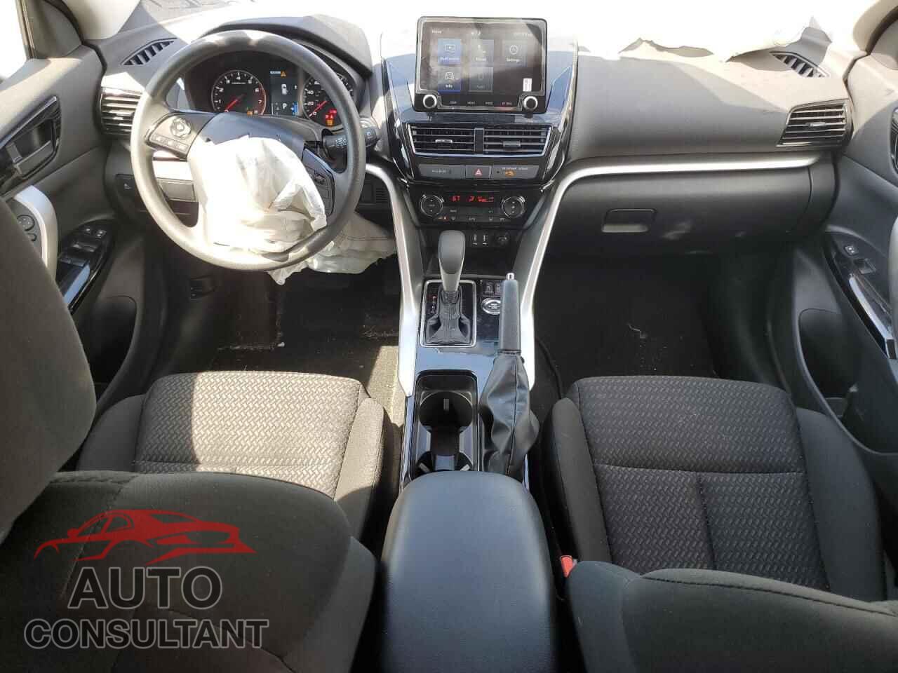 MITSUBISHI ECLIPSE 2024 - JA4ATVAA7RZ017526