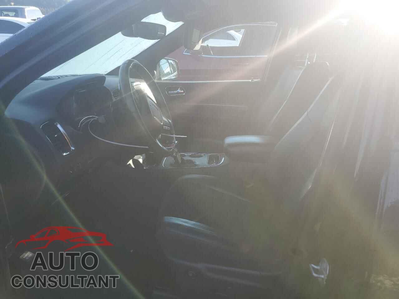 DODGE DURANGO 2018 - 1C4RDJDG5JC305048