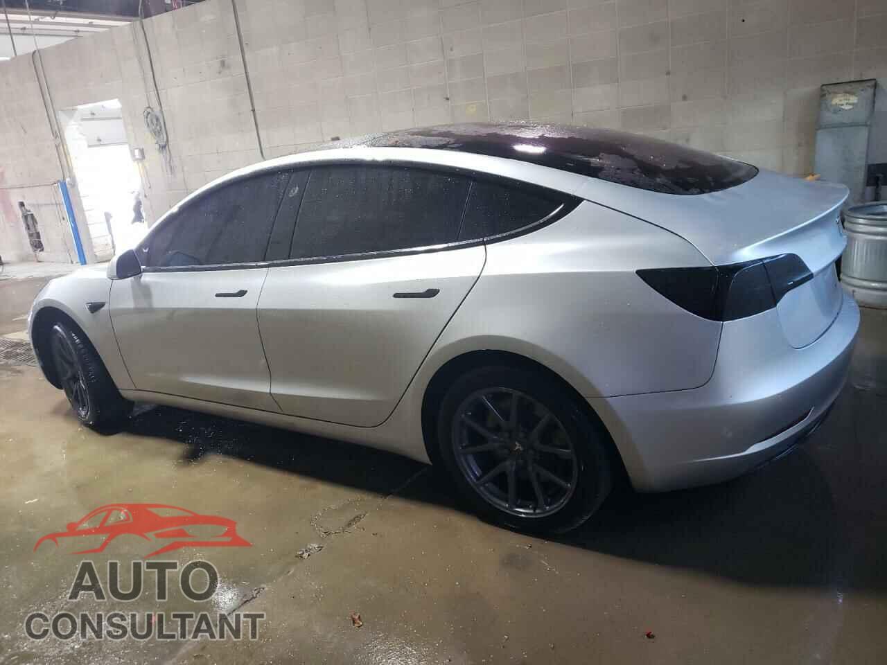 TESLA MODEL 3 2018 - 5YJ3E1EA1JF034814