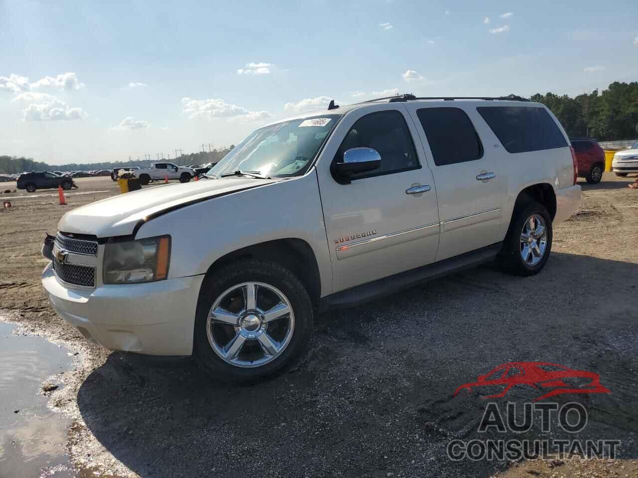 CHEVROLET SUBURBAN 2011 - 1GNSCKE06BR333491