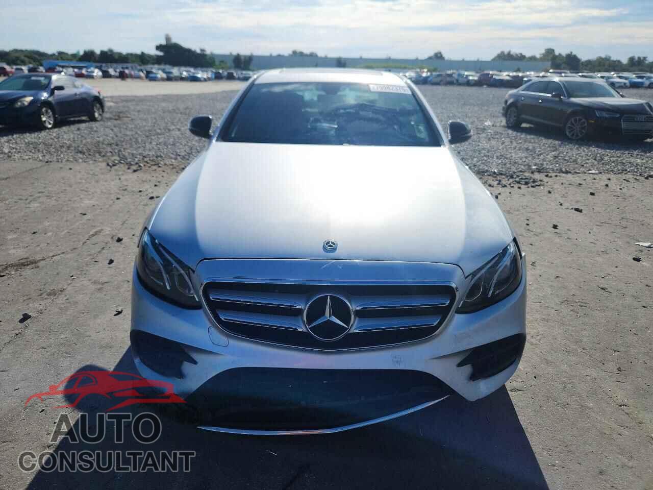 MERCEDES-BENZ E-CLASS 2018 - WDDZF4JB3JA443855