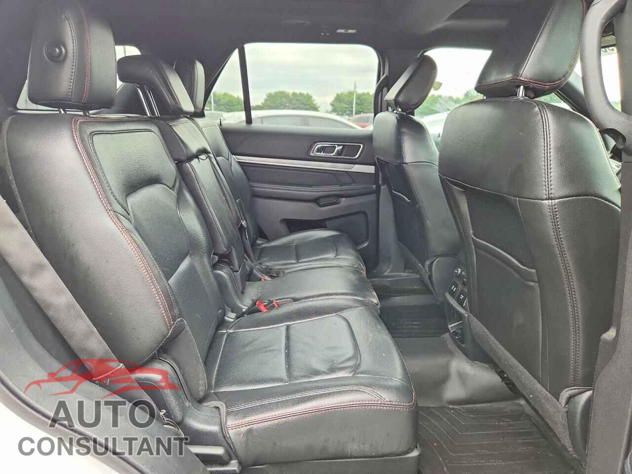 FORD EXPLORER 2018 - 1FM5K8GT4JGB37171