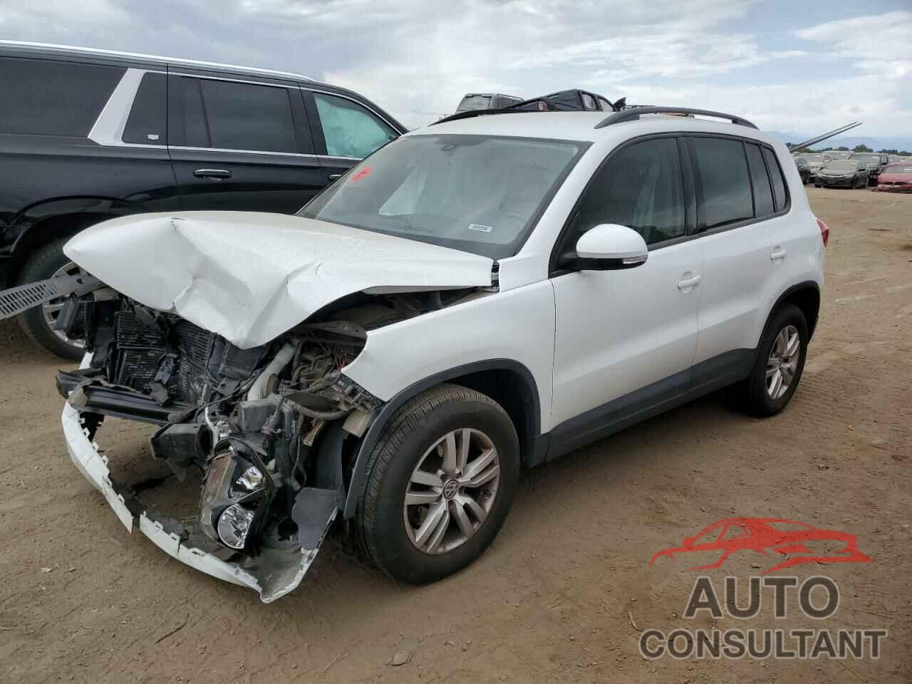 VOLKSWAGEN TIGUAN 2017 - WVGBV7AXXHK001022