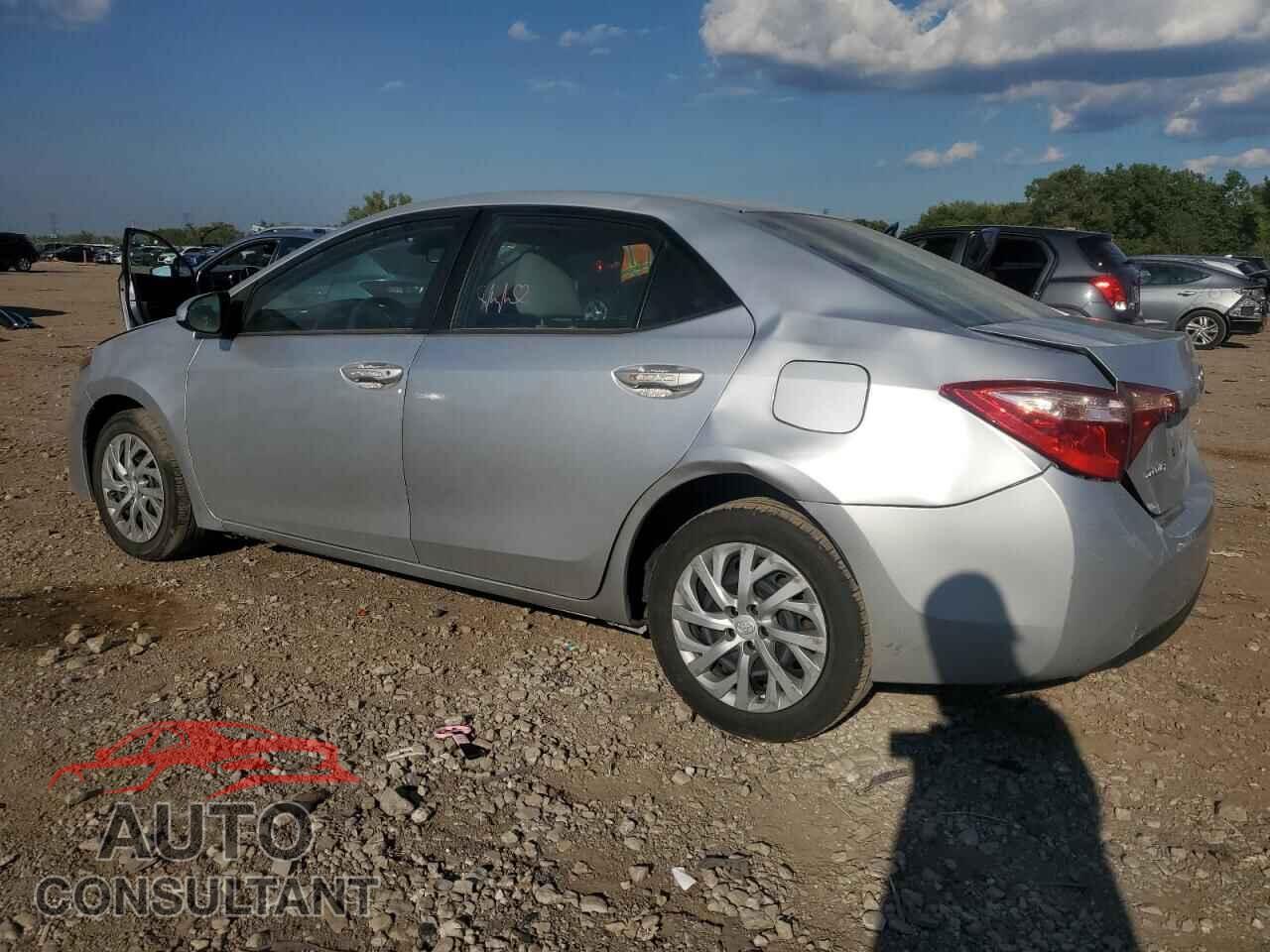 TOYOTA COROLLA 2017 - 5YFBURHE9HP703535