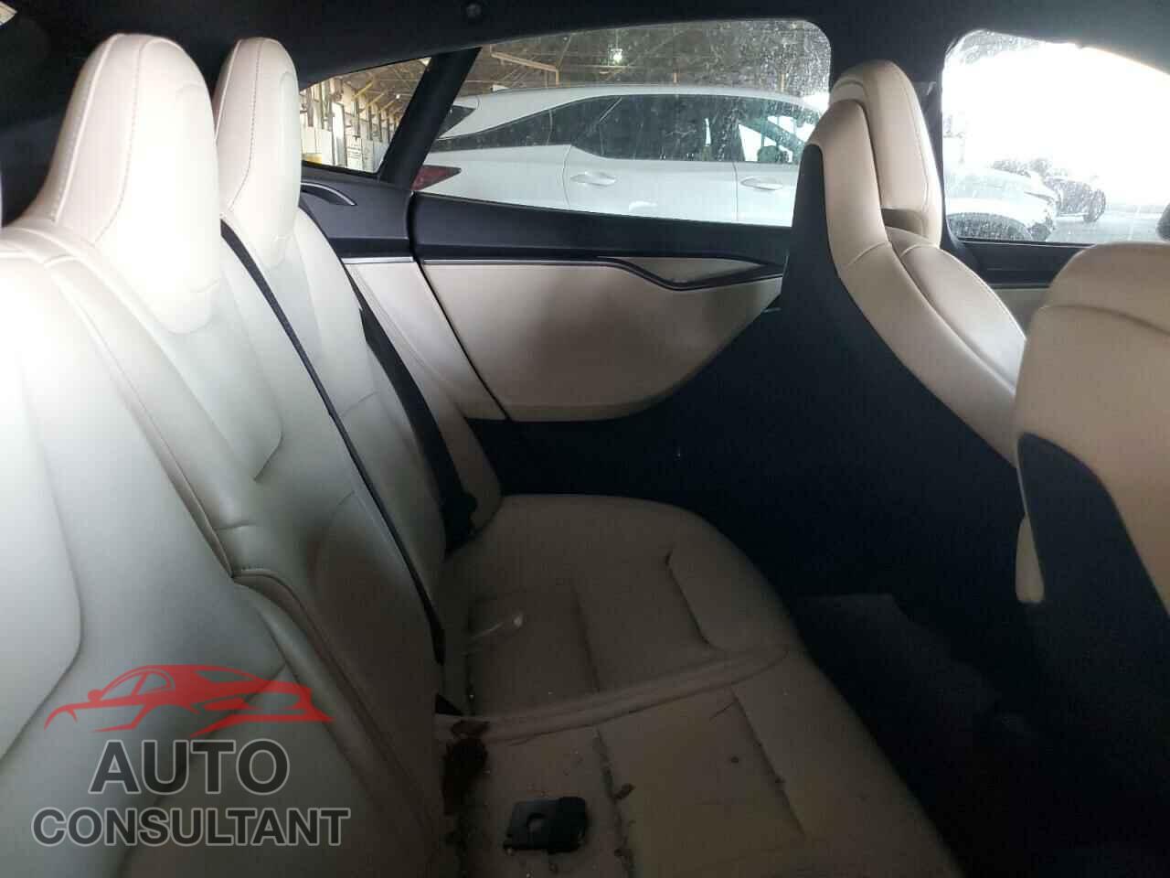TESLA MODEL S 2019 - 5YJSA1E2XKF347734