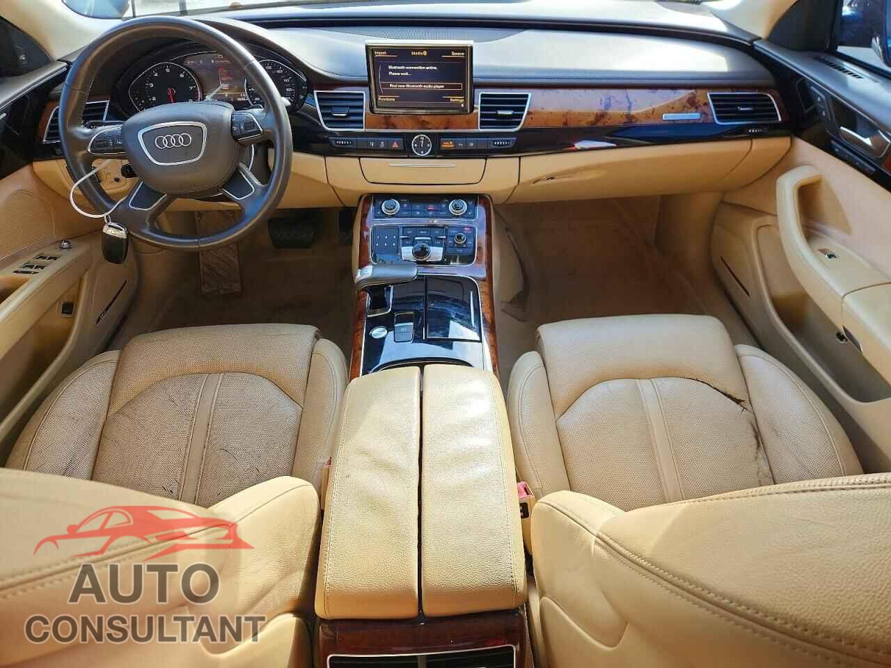 AUDI A8 2011 - WAURVAFD2BN018155