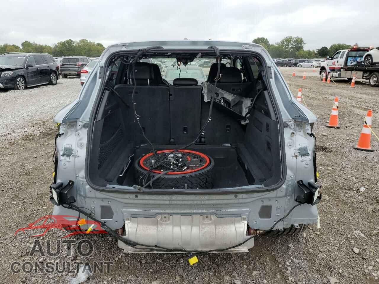 PORSCHE CAYENNE 2020 - WP1AB2AY8LDA27666