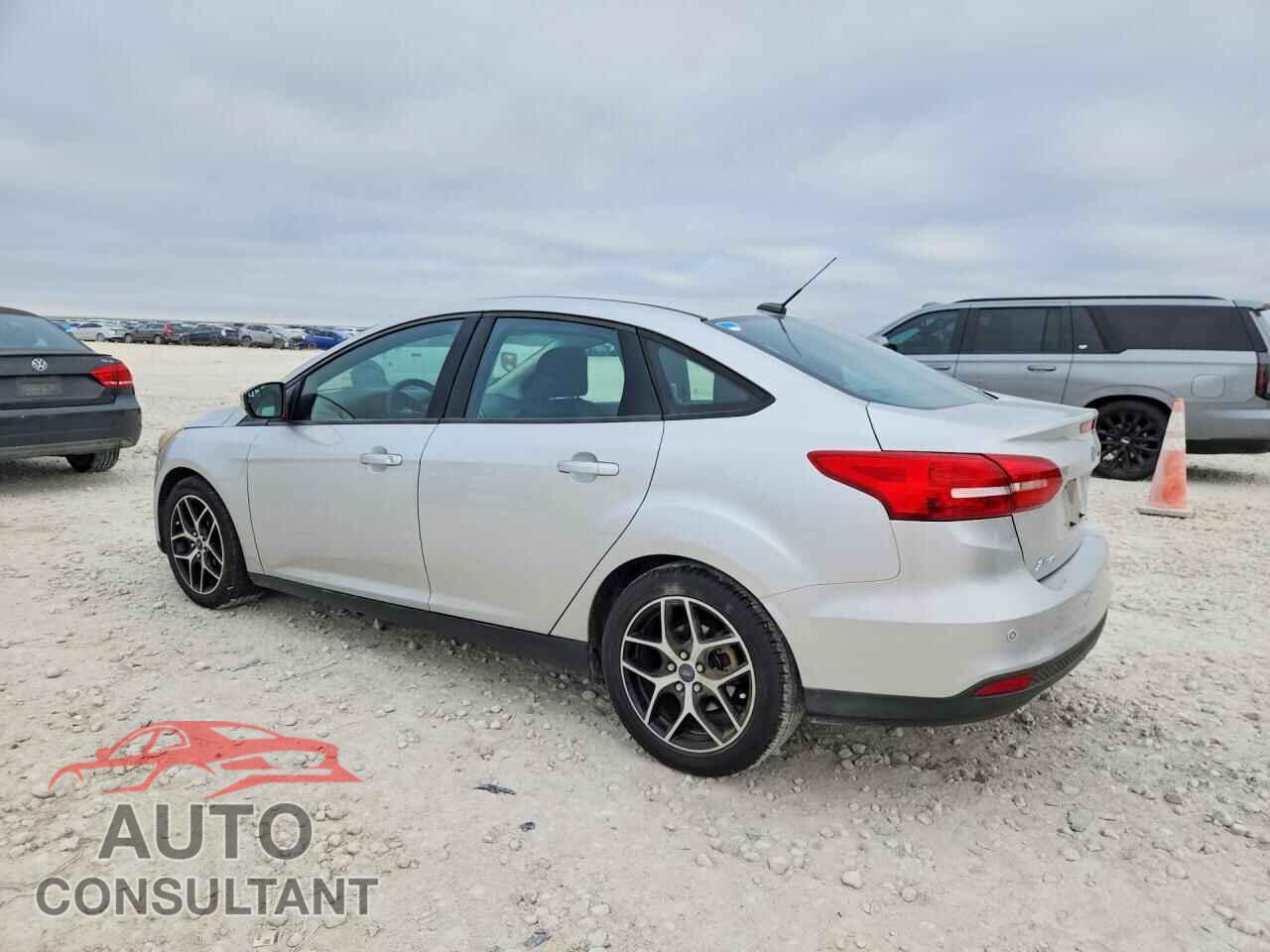 FORD FOCUS 2017 - 1FADP3H28HL290122