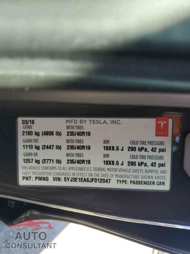 TESLA MODEL 3 2018 - 5YJ3E1EA6JF012047