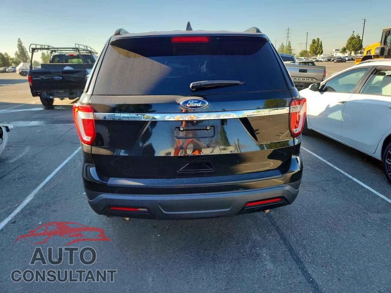 FORD EXPLORER 2018 - 1FM5K7B86JGB79354