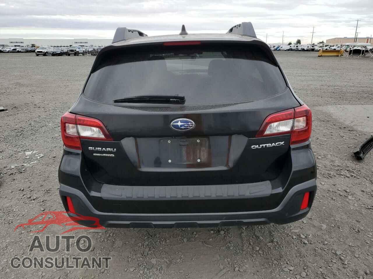 SUBARU OUTBACK 2018 - 4S4BSAFC9J3228407