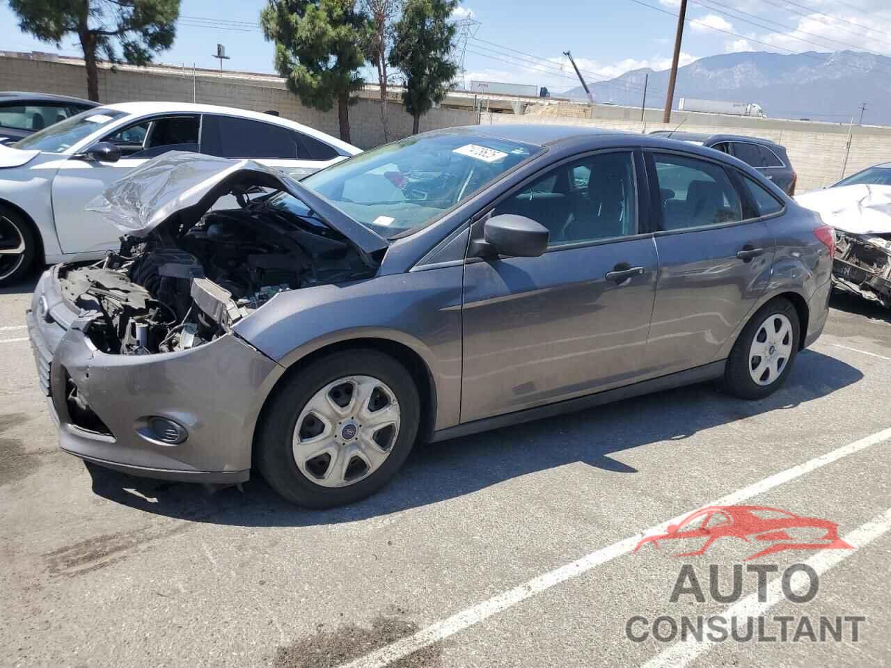 FORD FOCUS 2014 - 1FADP3E24EL401085