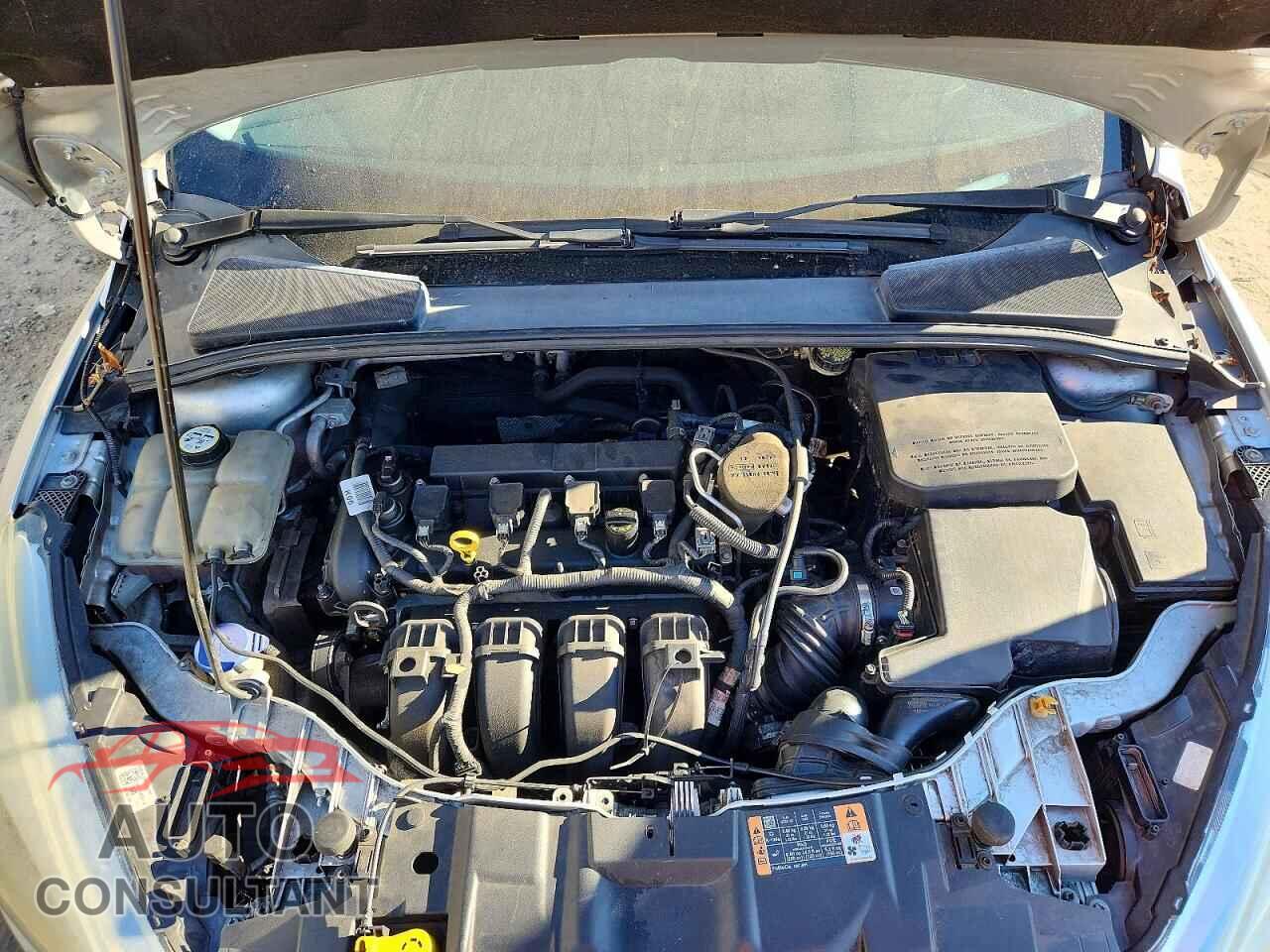 FORD FOCUS 2015 - 1FADP3F25FL257191