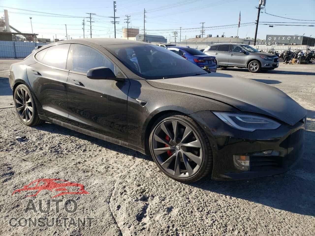TESLA MODEL S 2021 - 5YJSA1E40MF418296