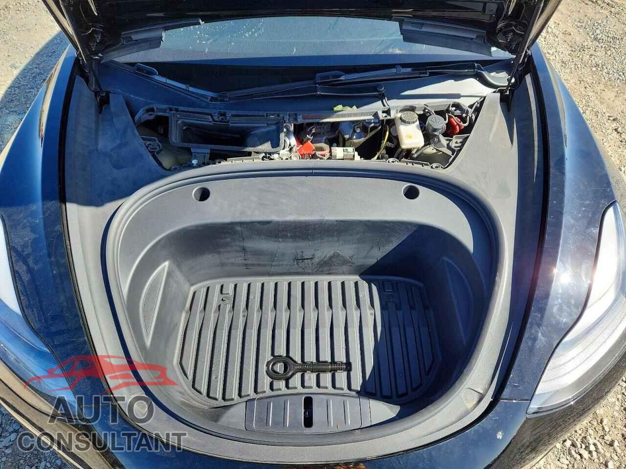 TESLA MODEL 3 2023 - 5YJ3E1EB2PF694944
