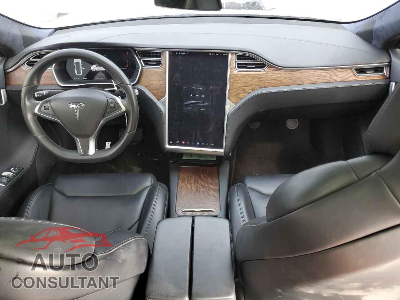 TESLA MODEL S 2017 - 5YJSA1E14HF221675