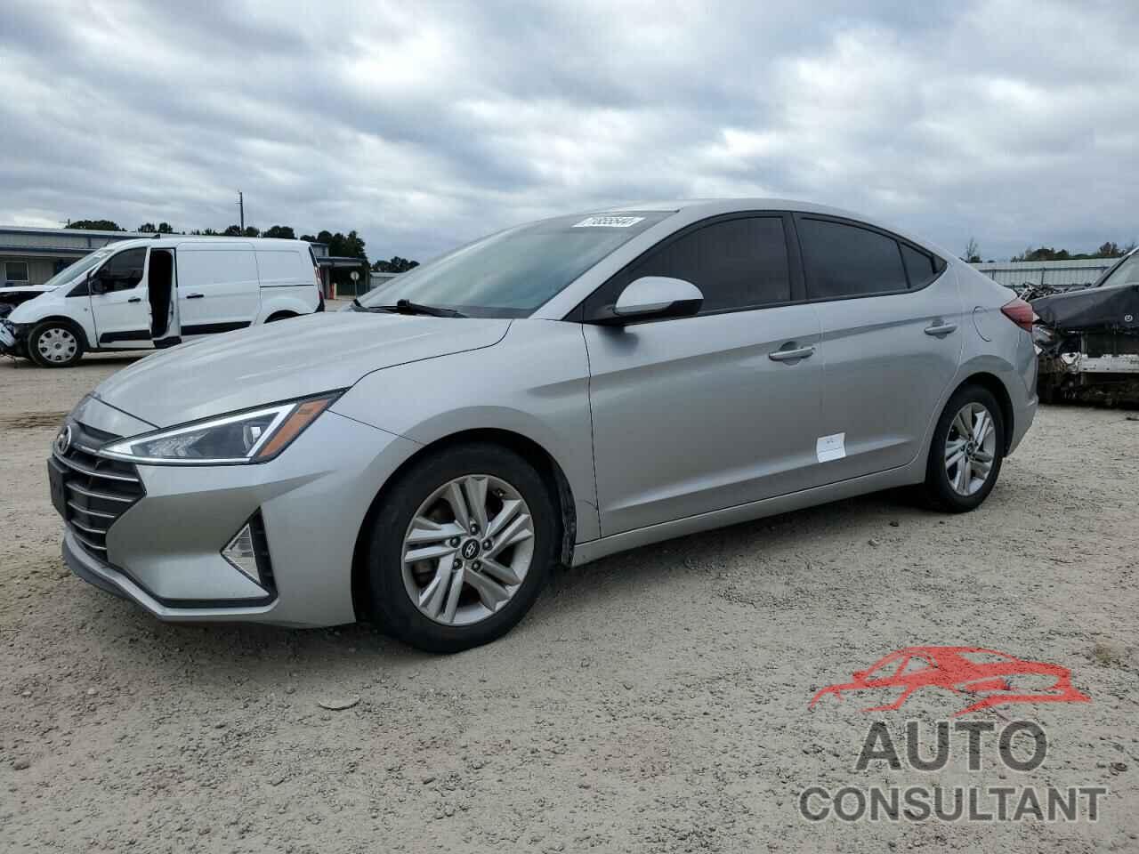 HYUNDAI ELANTRA 2020 - 5NPD84LF1LH552129