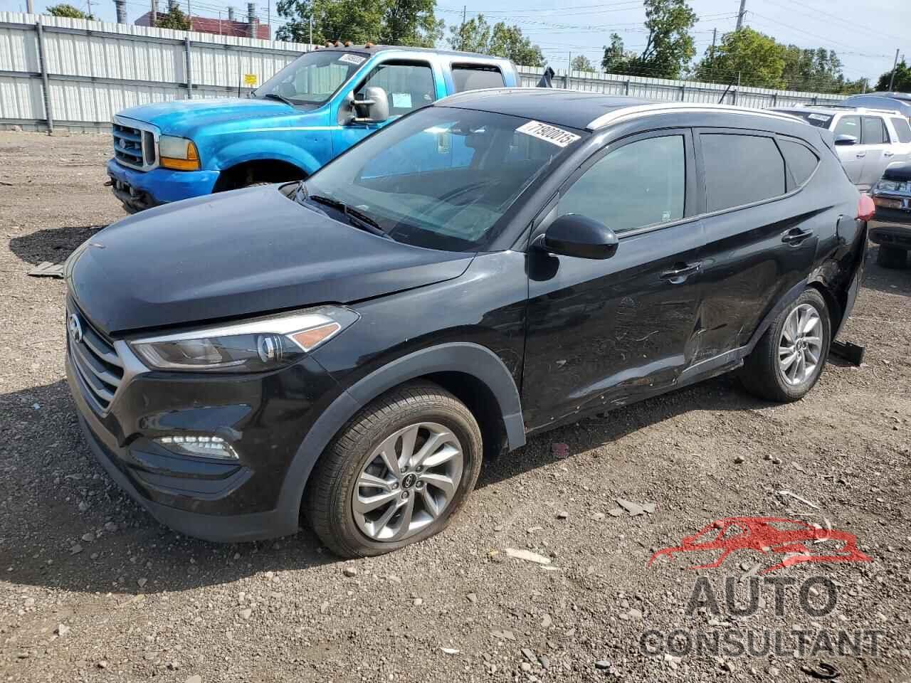HYUNDAI TUCSON 2017 - KM8J3CA48HU500597