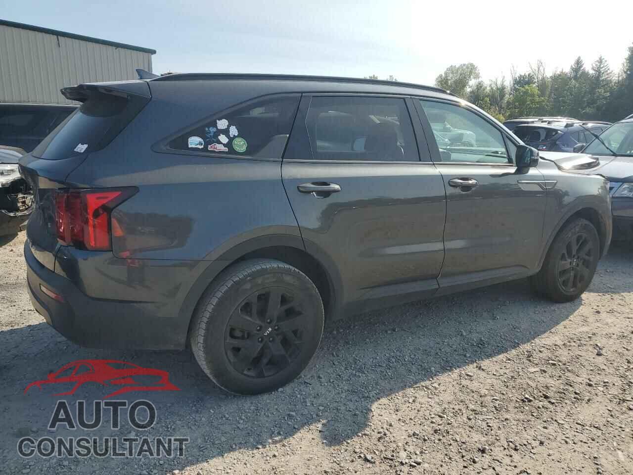 KIA SORENTO 2021 - 5XYRLDLC4MG038598