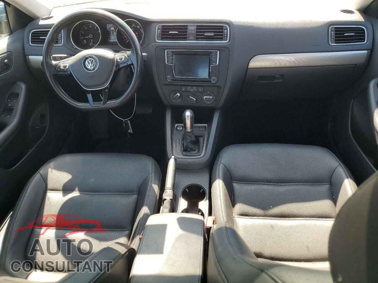 VOLKSWAGEN JETTA 2017 - 3VWDB7AJ7HM414216