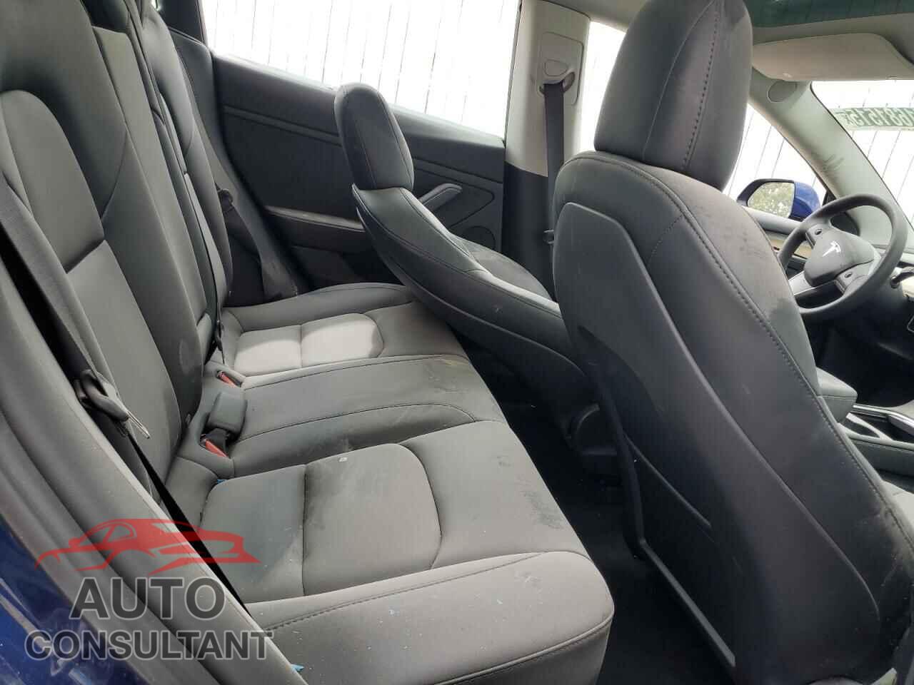 TESLA MODEL 3 2023 - 5YJ3E1EA2PF438293