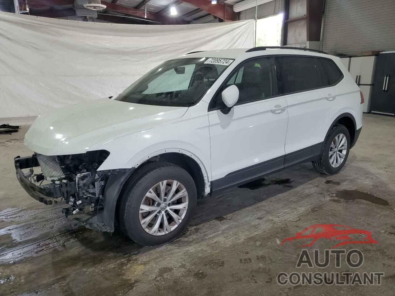 VOLKSWAGEN TIGUAN 2018 - 3VV0B7AX0JM109489