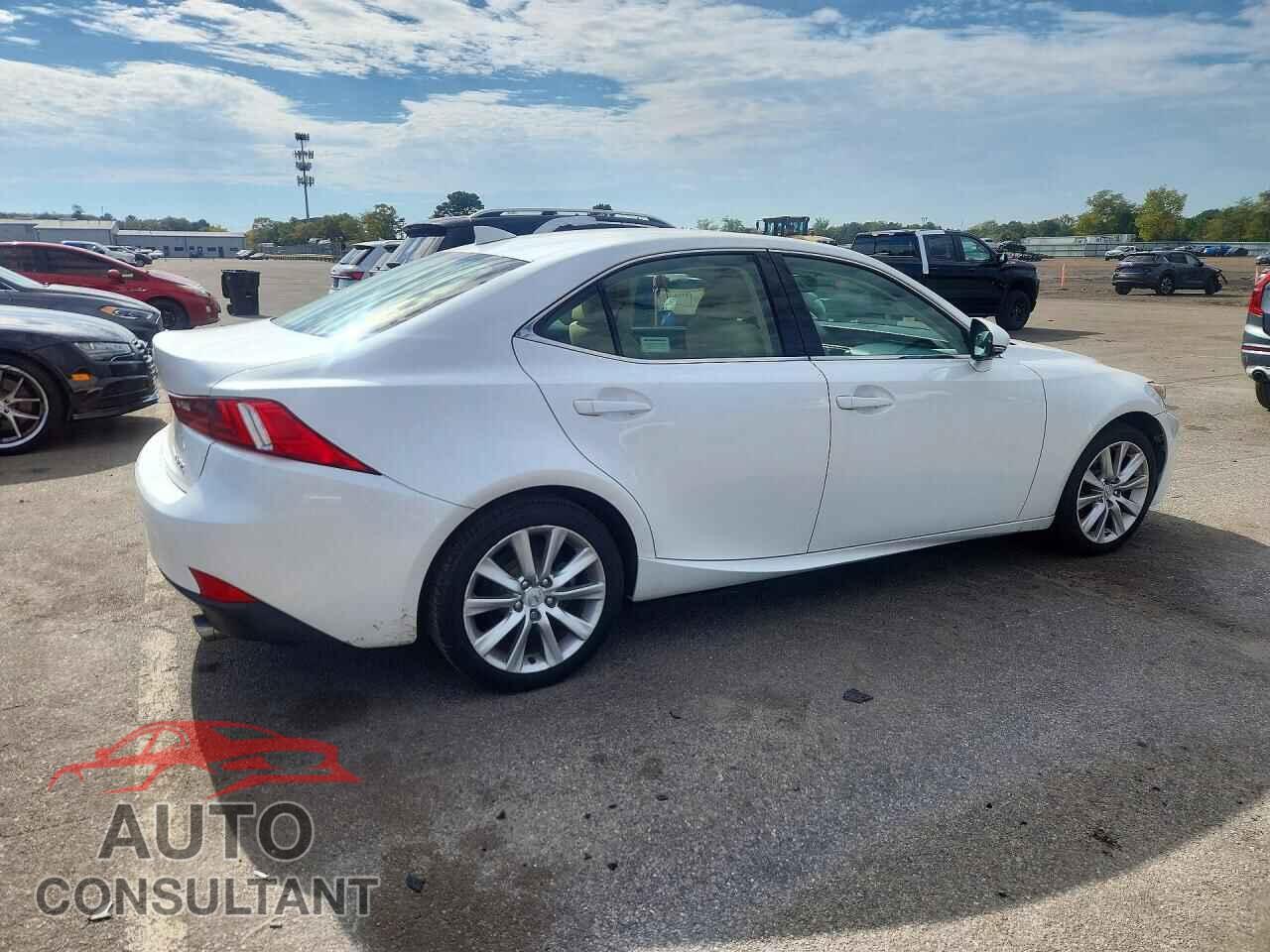 LEXUS IS 2014 - JTHBF1D20E5041648