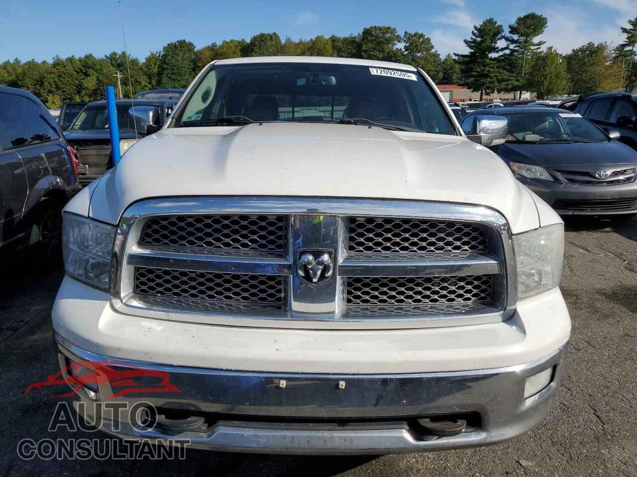 DODGE RAM 1500 2012 - 1C6RD7NT9CS161843