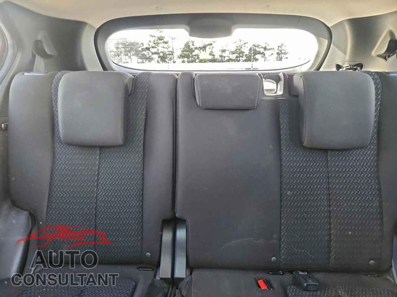 MITSUBISHI ECLIPSE 2019 - JA4AT4AA3KZ021024