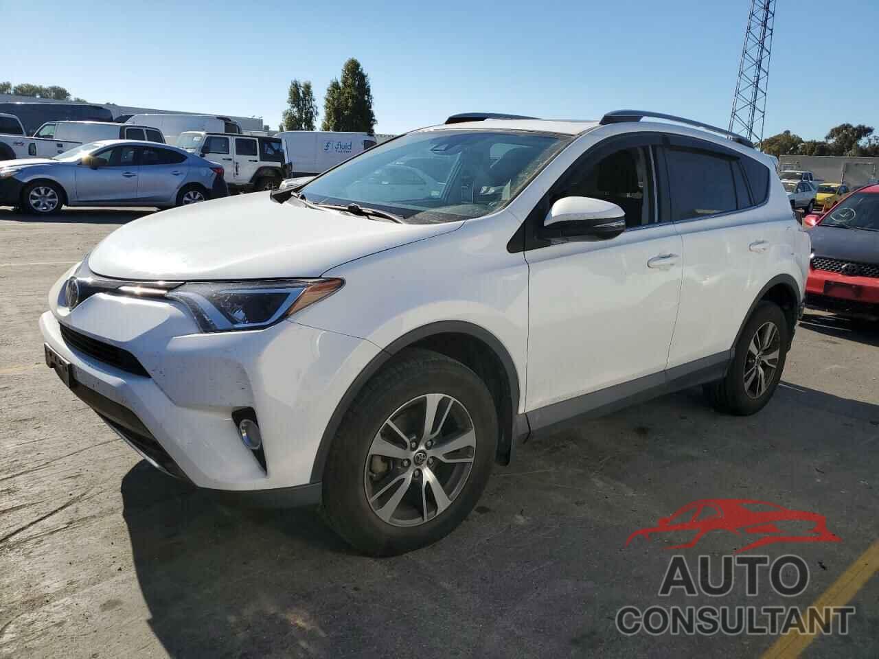 TOYOTA RAV4 2018 - 2T3RFREV4JW798949